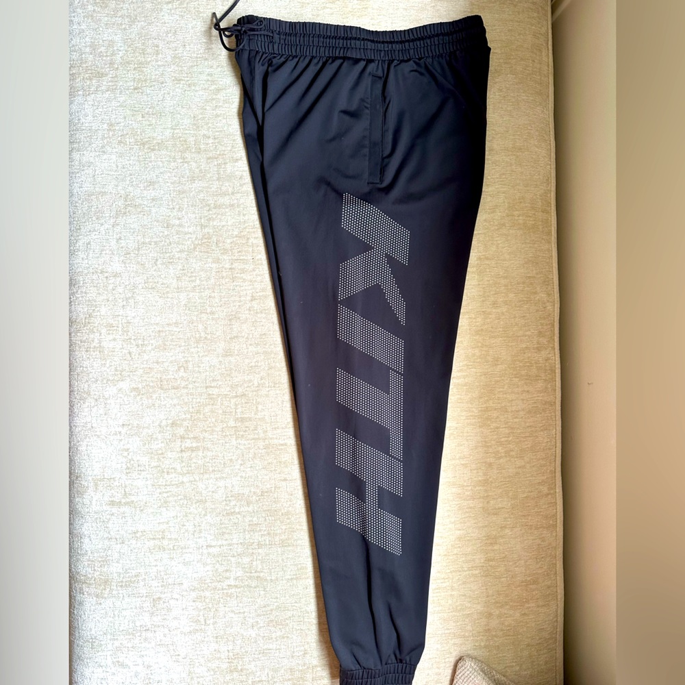 Kith Joggers